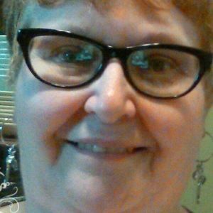 Meet your Posher, Flora